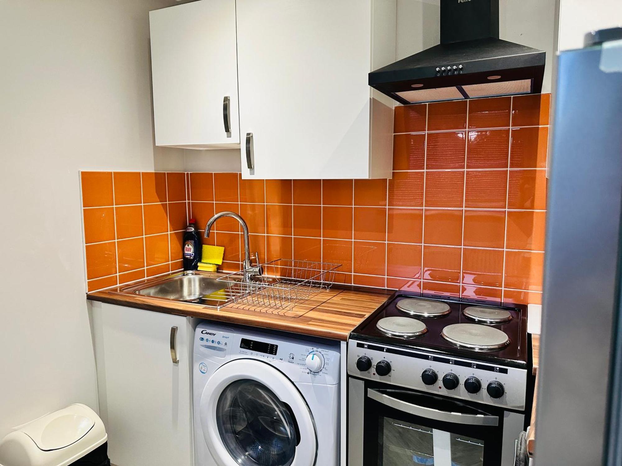 סטאליברידג' Comfy Studio Flat And Workspace Near Ashton-U-Lyne Station מראה חיצוני תמונה